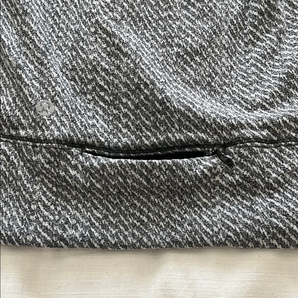 Lululemon Athletica Gray Long Sleeve Athletic Top - Picture 10 of 12